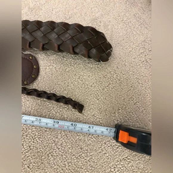 Belts - Picture 3 of 7